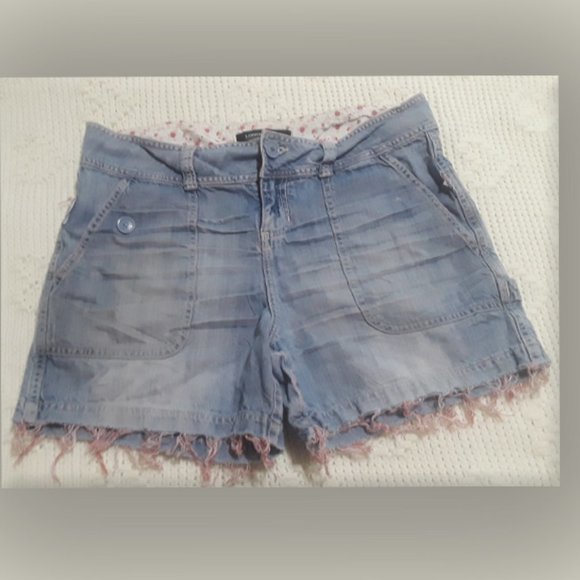 London Jean Denim Jean Shorts Cutoffs W/Pink Thread SZ-10 (T-395) - Picture 2 of 8